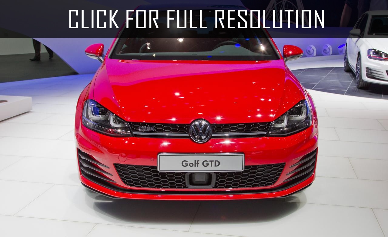 Volkswagen Golf Red