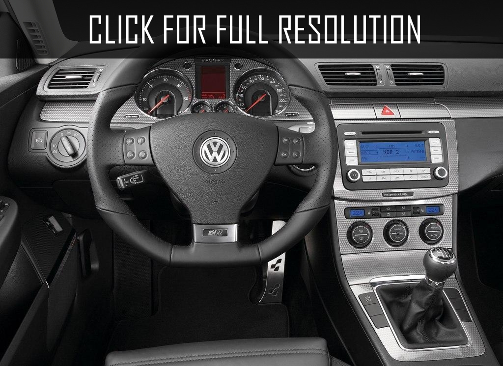 Volkswagen Passat Variant R36