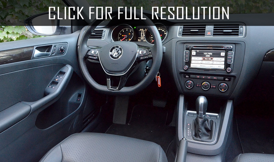 Volkswagen Vento Luxury 2015