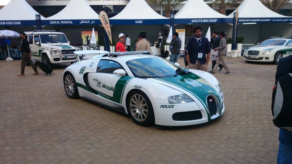 Dubai police bugatti veyron