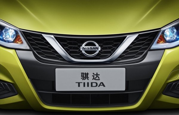 New Nissan Tiida teaser