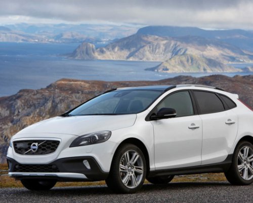 New Volvo V40 And Xc40 concept