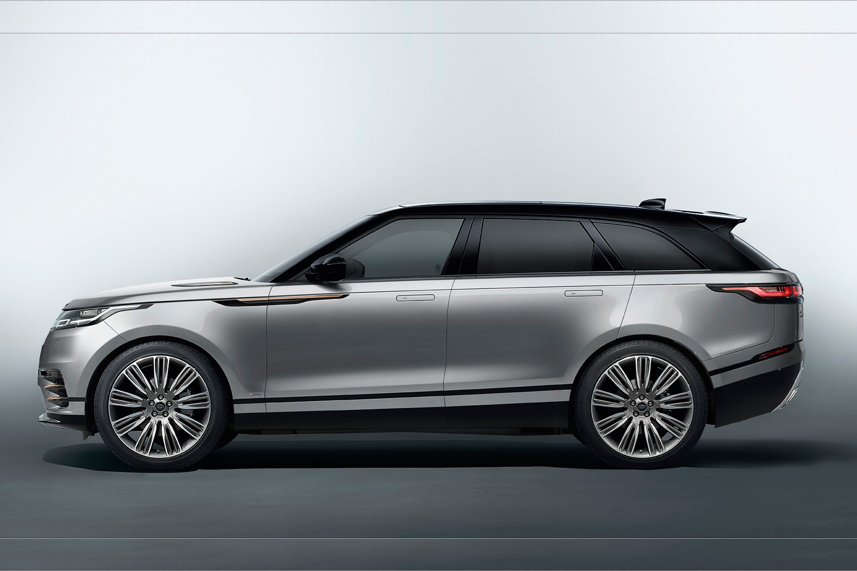 Range rover velar 5 star