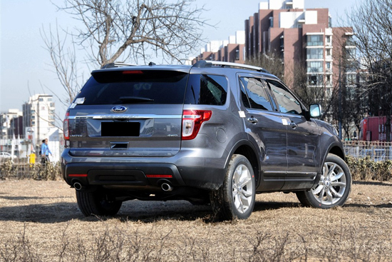 2015 Ford explorer