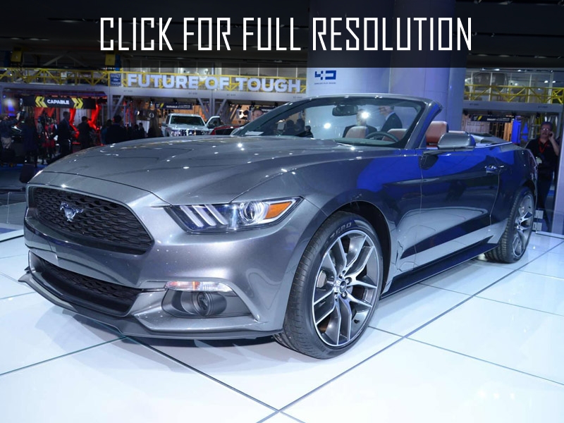 2015 Ford Mustang convertible