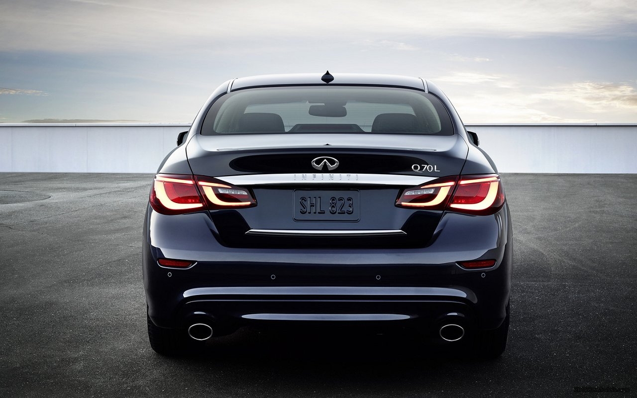 2015 Infiniti q70