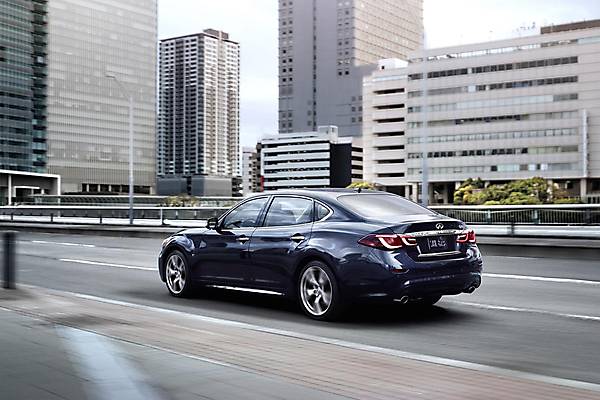 2015 Infiniti Q70 2015 Infiniti Q70