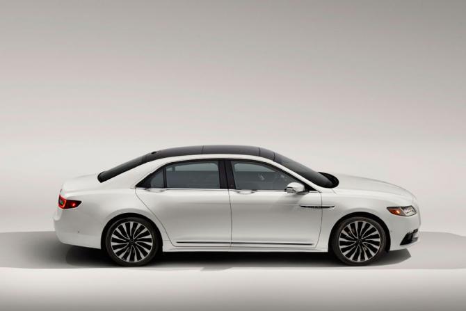 2017 Lincoln continental