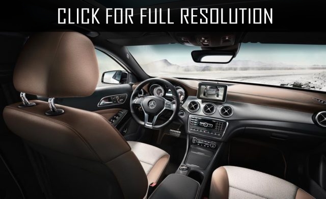 2017 Mercedes Benz Gla250 interior