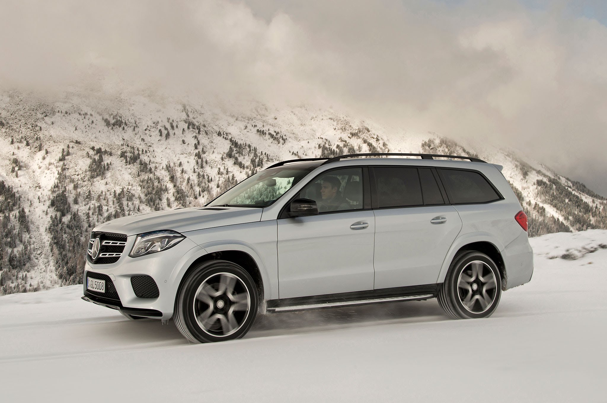 2017 Mercedes Benz gls550