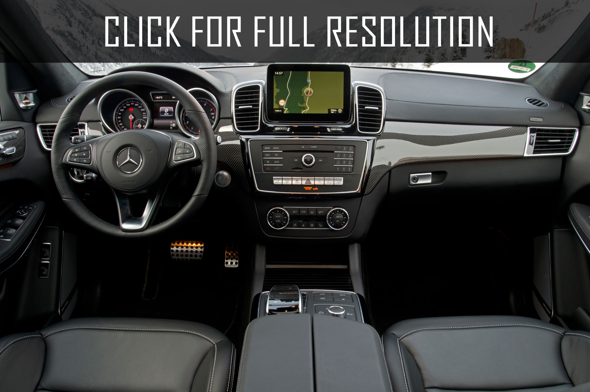 2017 Mercedes Benz Gls550 interior