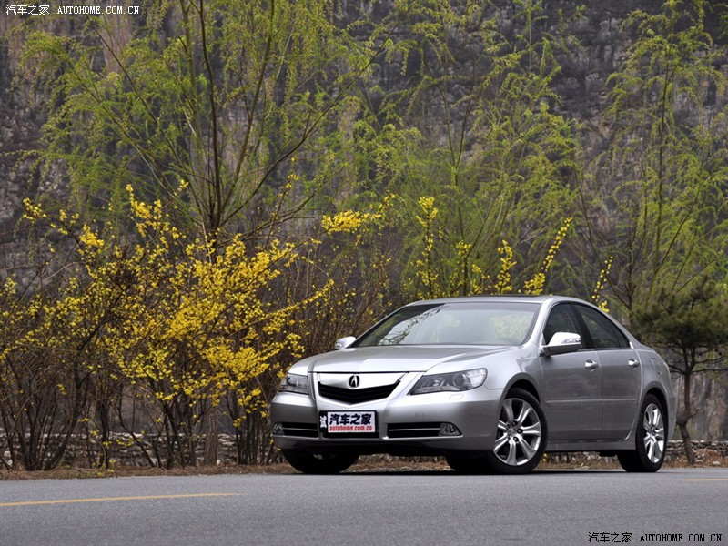 Acura RL AWD