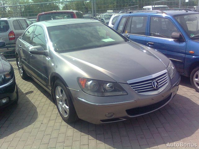 Acura RL Sedan