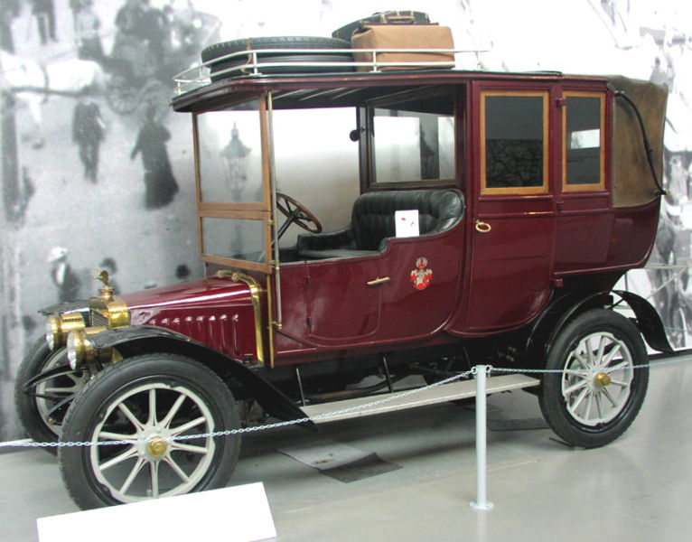 Adler diplomat