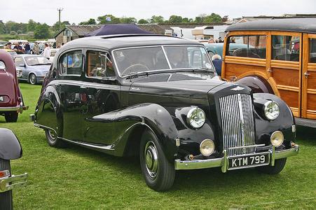 Adler diplomat