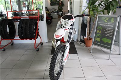 Aeon 125