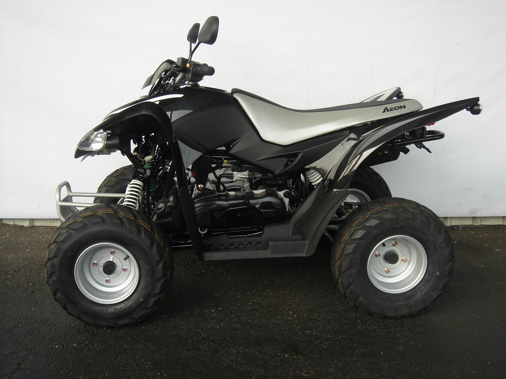 Aeon Cobra 220