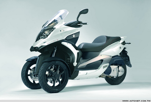 Aeon Quadro