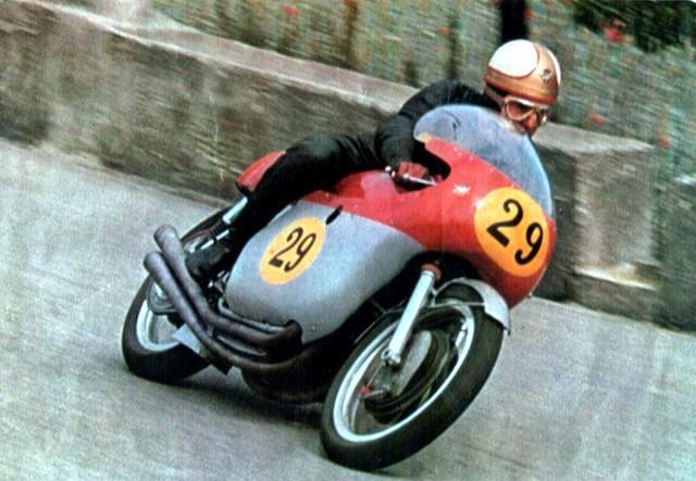 Aermacchi 350