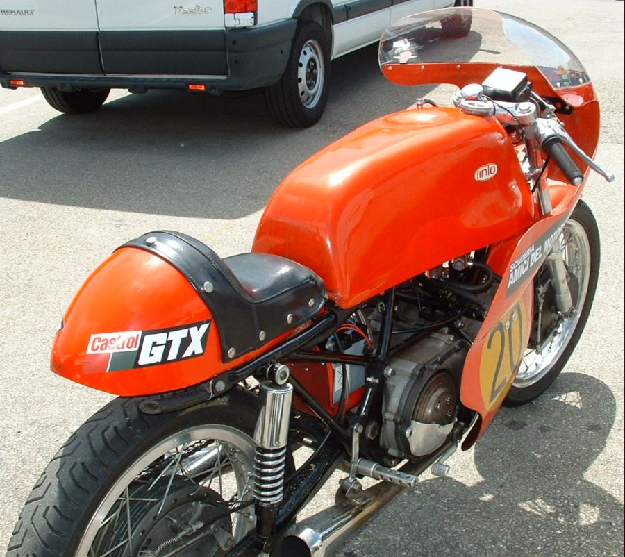 Aermacchi Ala Doro 250