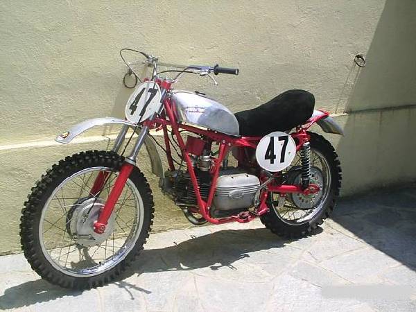 Aermacchi Harley Davidson 250