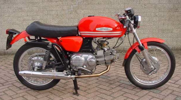 Aermacchi Harley Davidson 350 ss