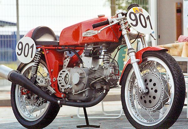 Aermacchi Harley Davidson 350