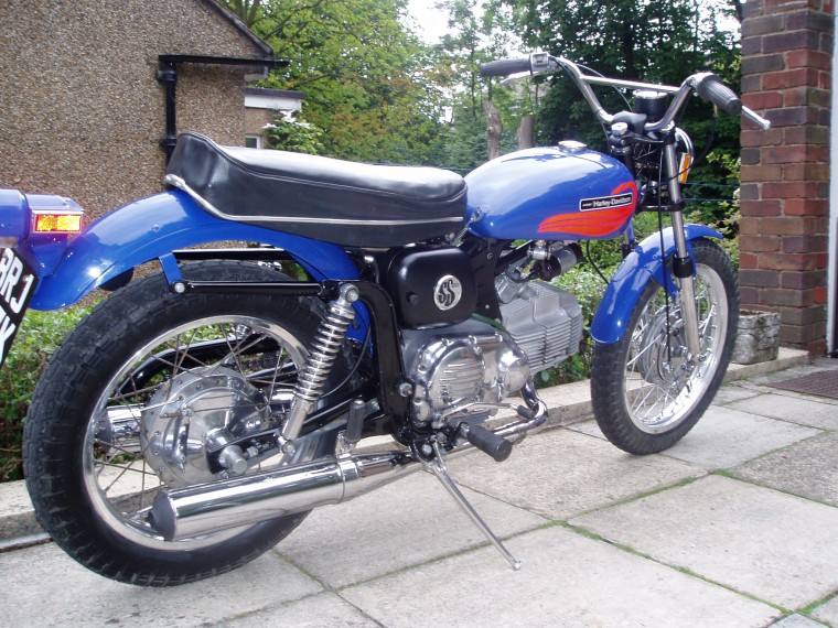 Aermacchi Harley Davidson x90