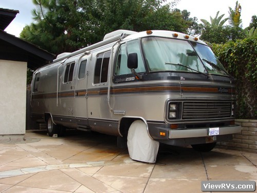Airstream 290