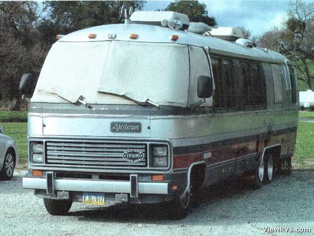Airstream 345 Classic