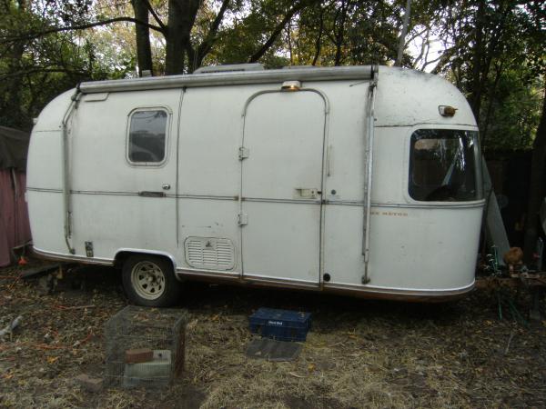 Airstream 685