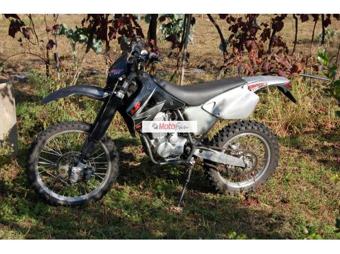 AJP PR4 125 Supermotard