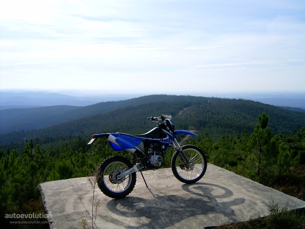AJP PR4 125 Supermotard