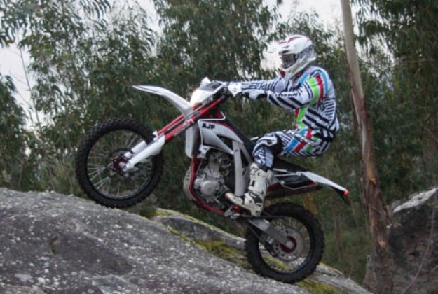 AJP PR4 125 Supermoto