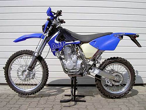 AJP PR4 125