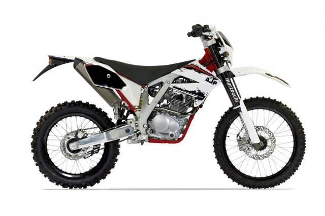 AJP PR4 125