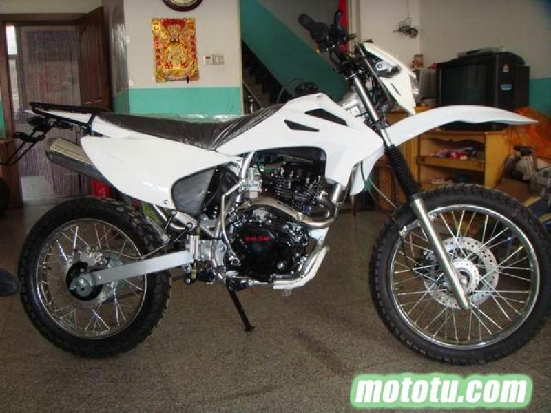 AJP PR4 200 Enduro