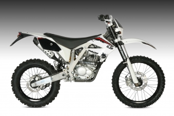 AJP PR5
