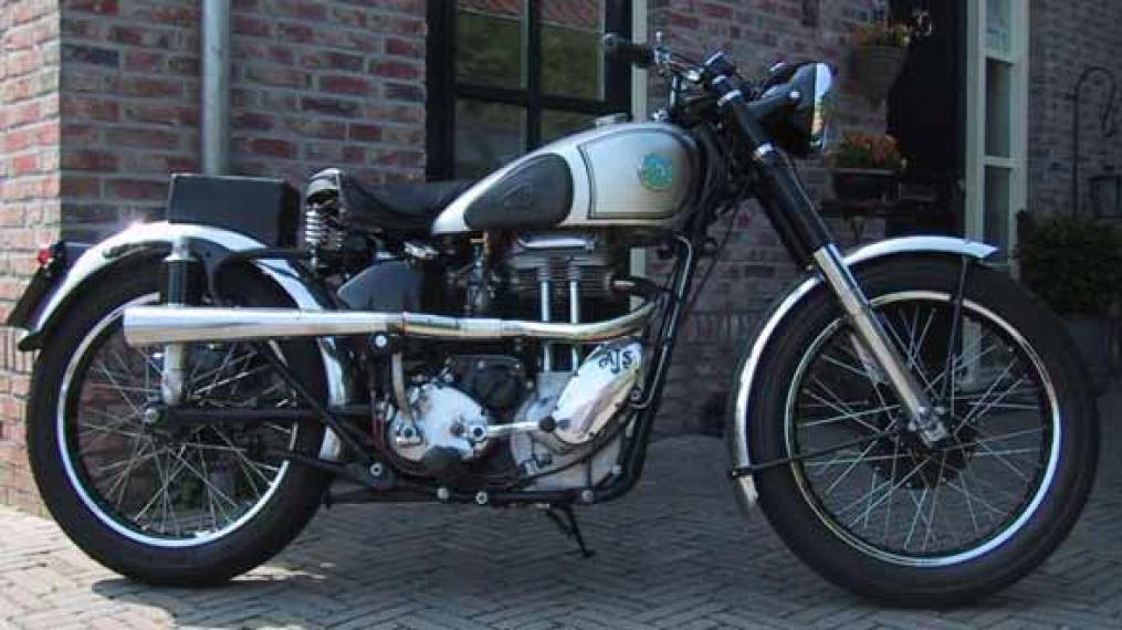 AJS 16m