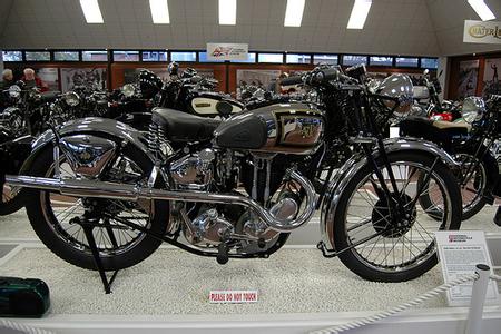 AJS 18