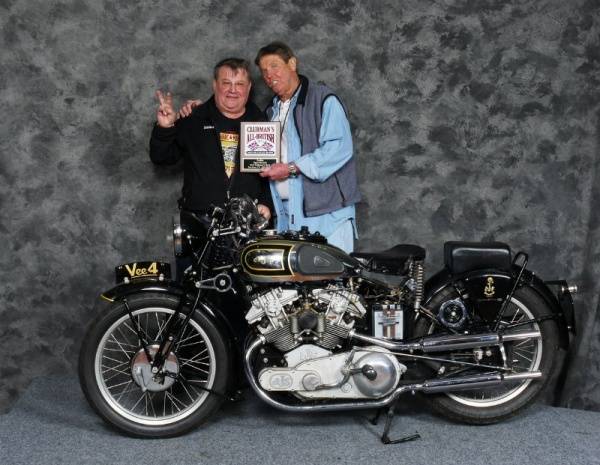 AJS V4