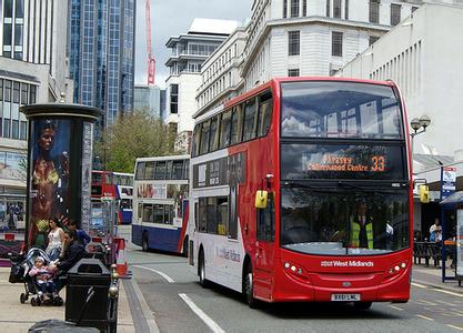 Alexander Dennis