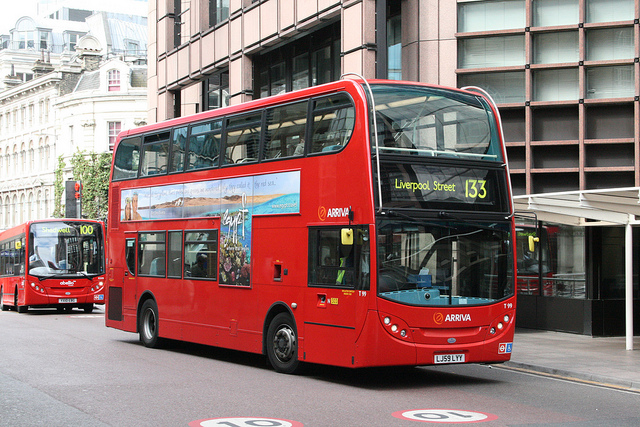 Alexander Dennis Enviro 200
