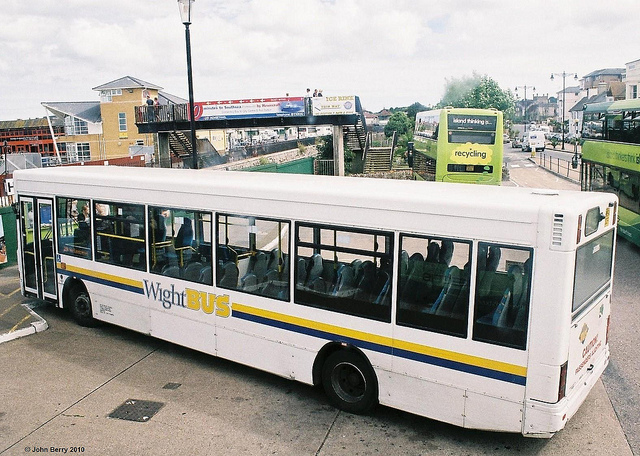 Alexander Dennis Enviro 200