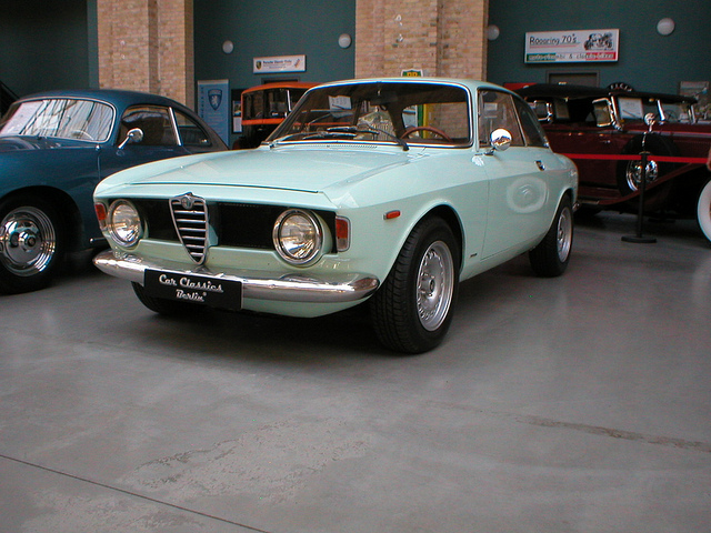 Alfa Romeo 105 Alfa Romeo 105