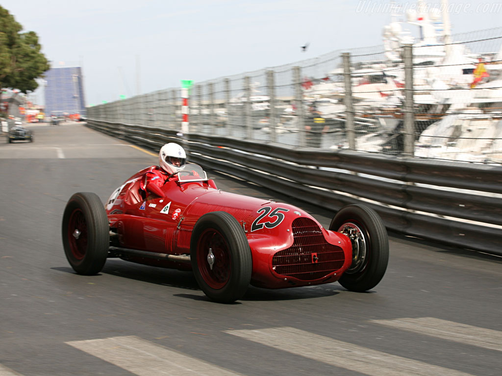 Alfa Romeo 12C 37
