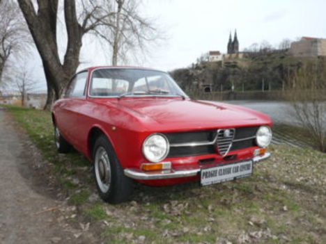 Alfa Romeo 1300 Junior