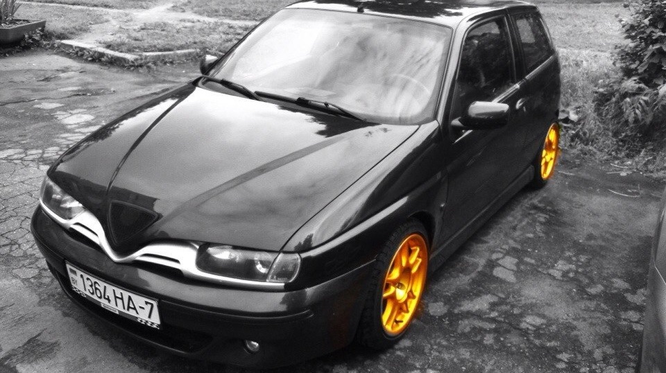 Alfa Romeo 145 1.9