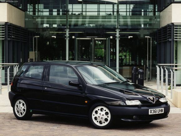 Alfa Romeo 145 1.9