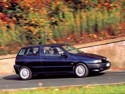 Alfa Romeo 145 JTD